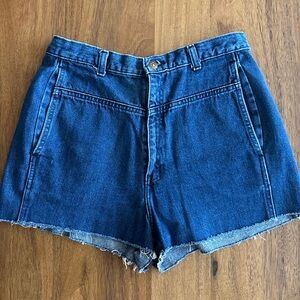 Vintage Levi’s jean Shorts